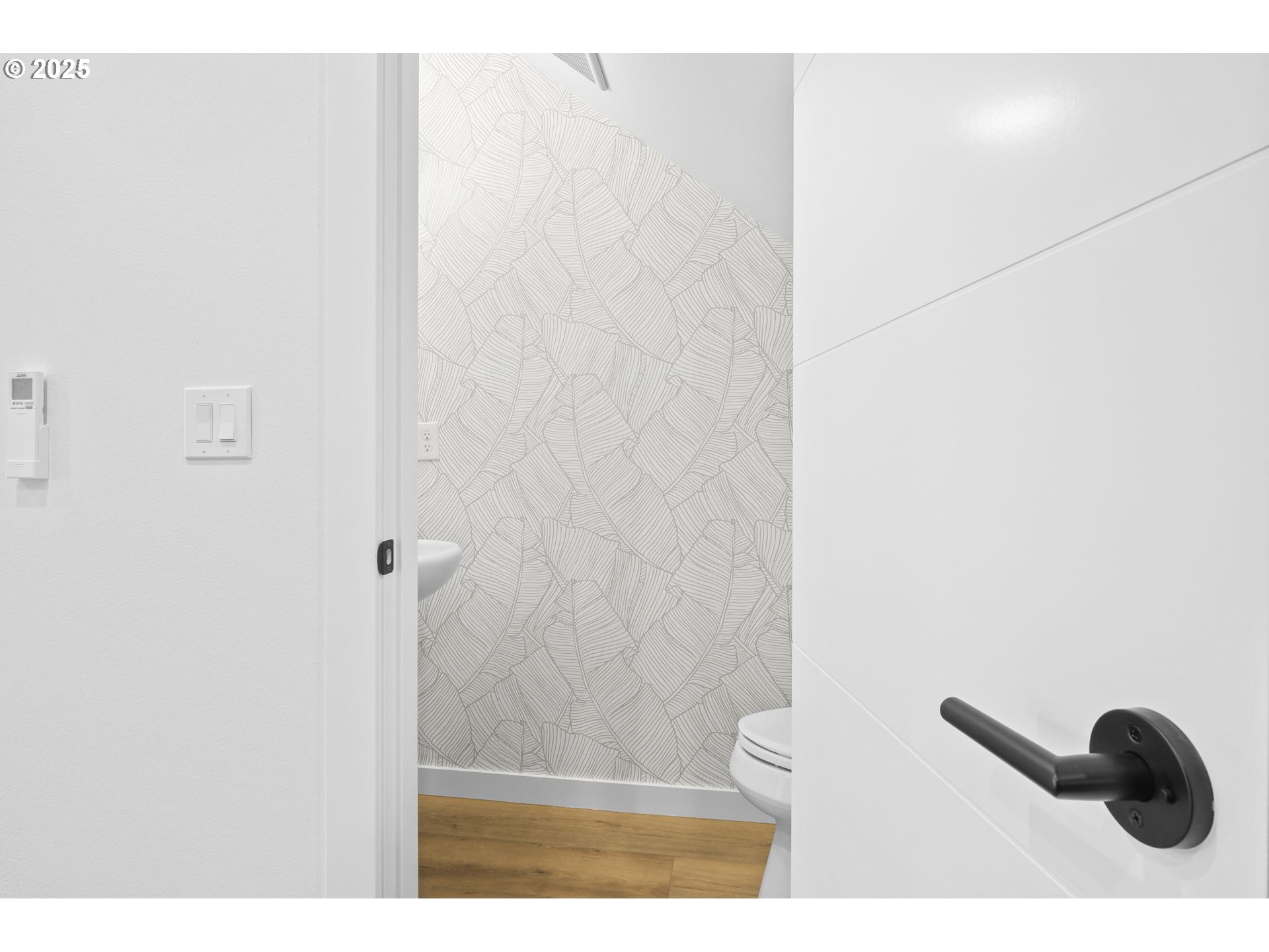 3522 Northeast 44th Avenue Portland, OR 97213 - Photo 10 of 24