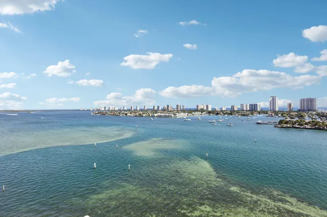 $869,000 | 2640 Lake Shore Drive, Unit 1510, Riviera Beach, FL 33404