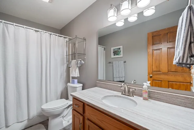 $369,900 | 5056 North Dovewood Trail, Warsaw, IN 46582