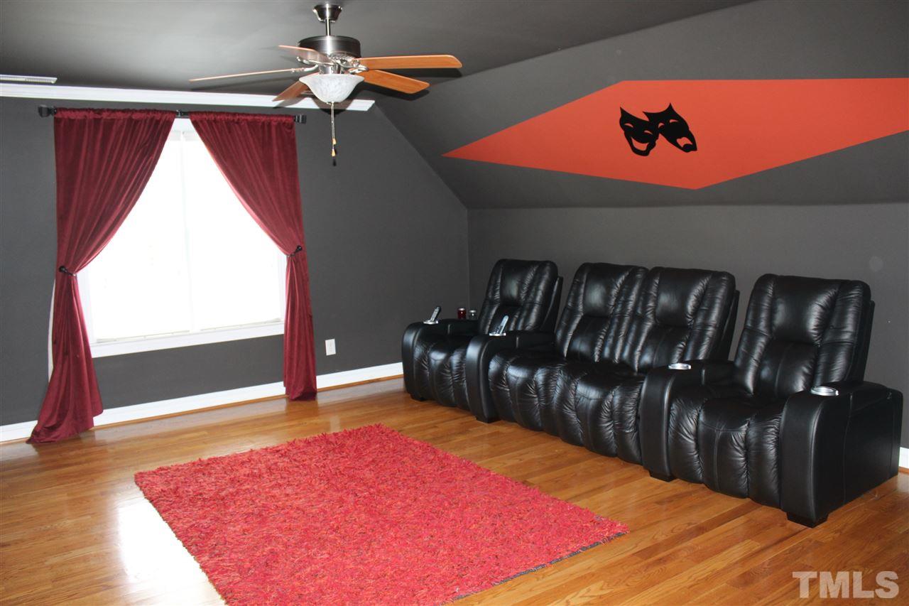 12336 Beestone Lane Raleigh, NC 27614 - Photo 20 of 21 a very nice looking room with a large window