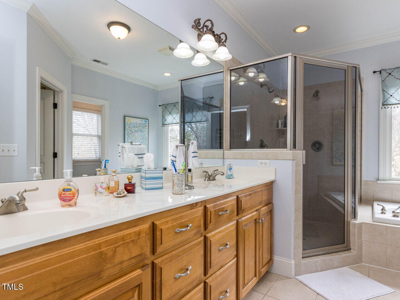 3359 Hampton Road Raleigh, NC 27607 - Photo 27 of 47 Main bathroom suite