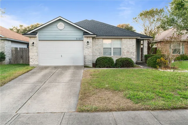 $2,100 | 3105 Halifax Drive, Corpus Christi, TX 78414