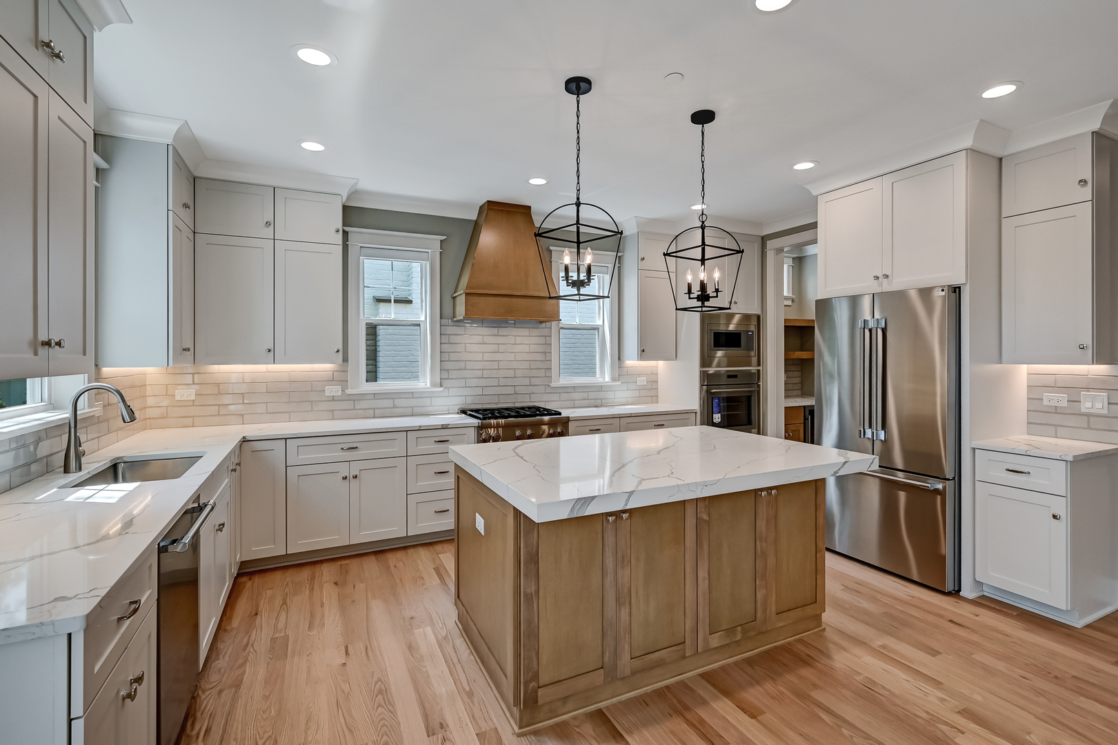 256 Coe Road Clarendon Hills, IL 60514 - Photo 15 of 38