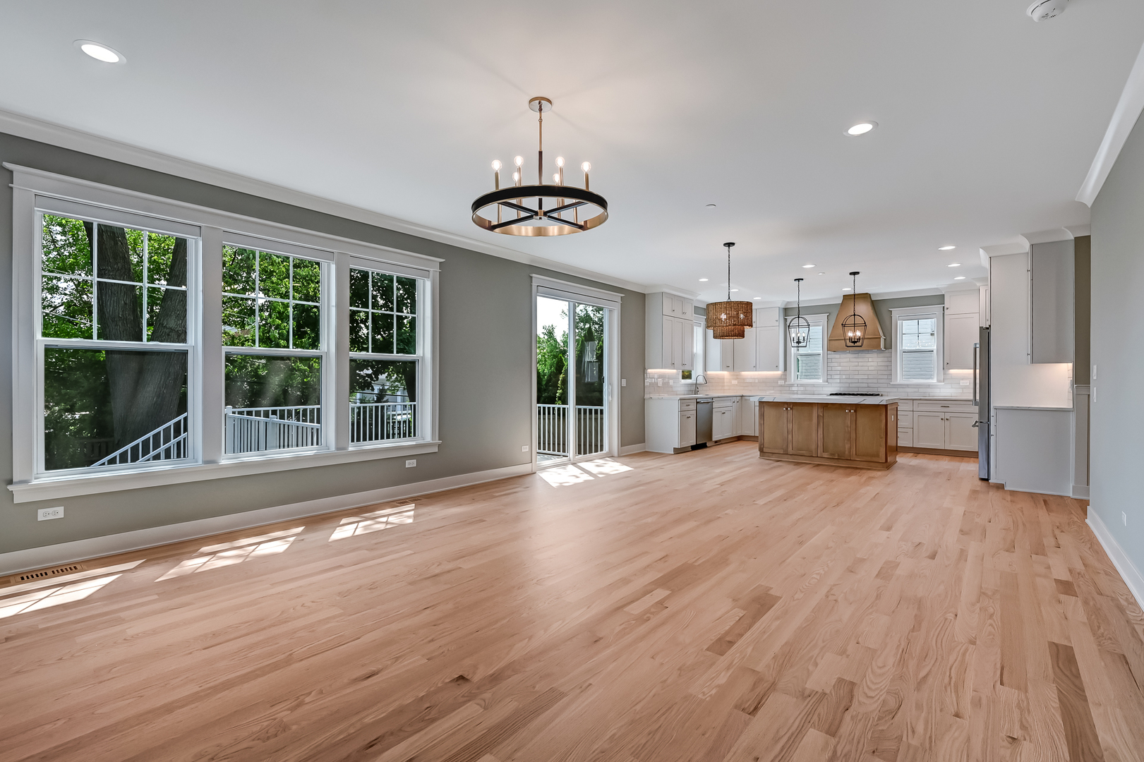 256 Coe Road Clarendon Hills, IL 60514 - Photo 19 of 38