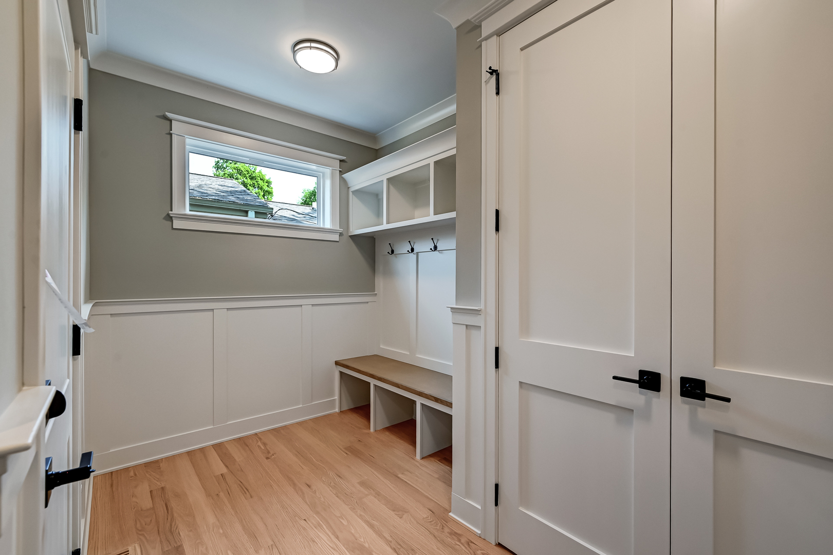 256 Coe Road Clarendon Hills, IL 60514 - Photo 20 of 38