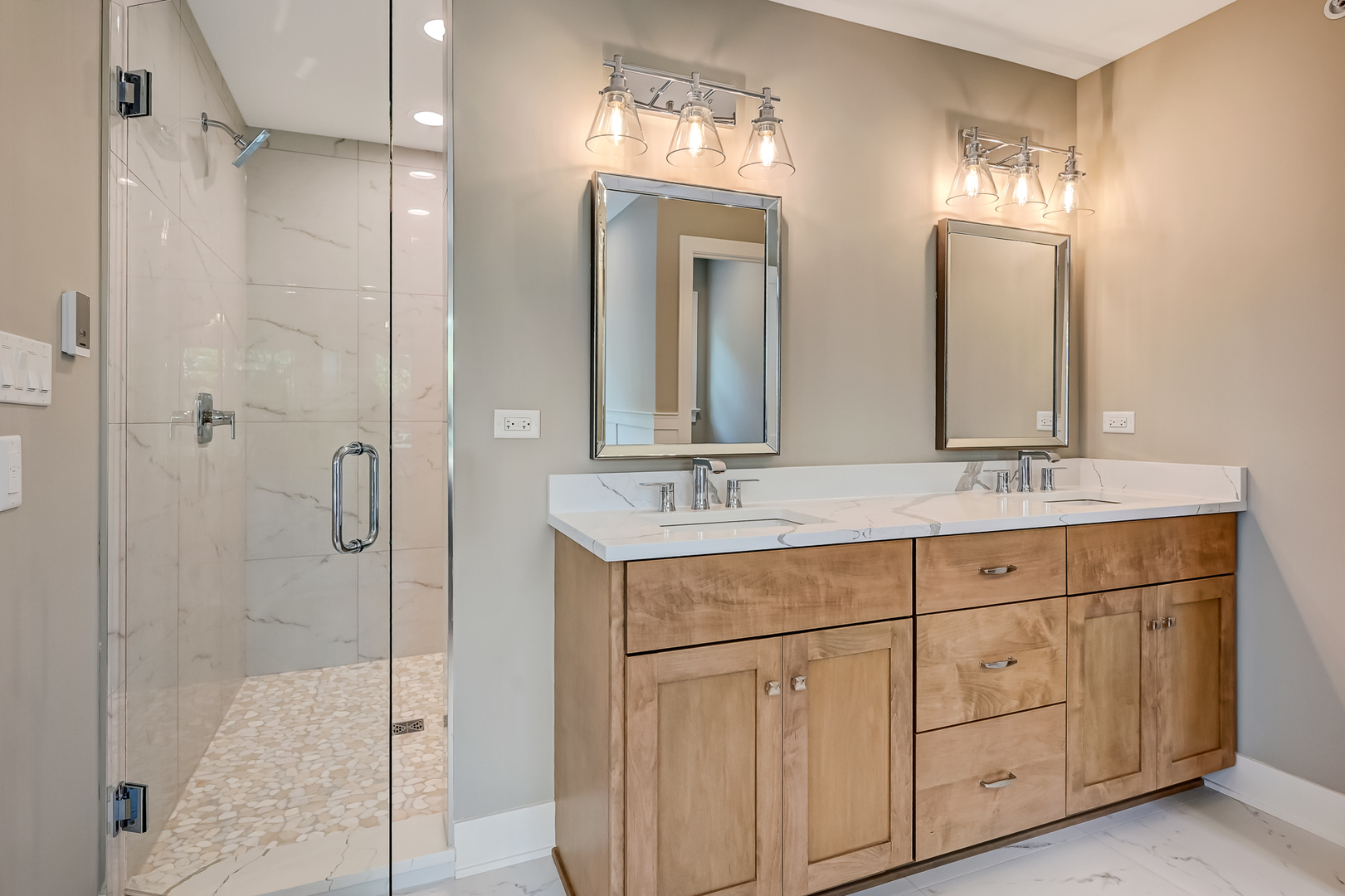 256 Coe Road Clarendon Hills, IL 60514 - Photo 23 of 38