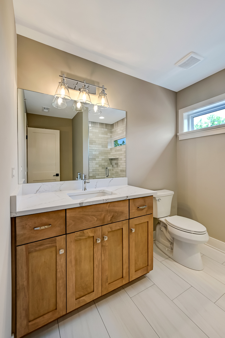 256 Coe Road Clarendon Hills, IL 60514 - Photo 32 of 38