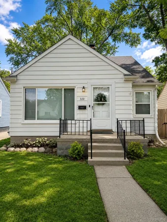 $255,000 | 320 Flowerdale Street, Ferndale, MI 48220