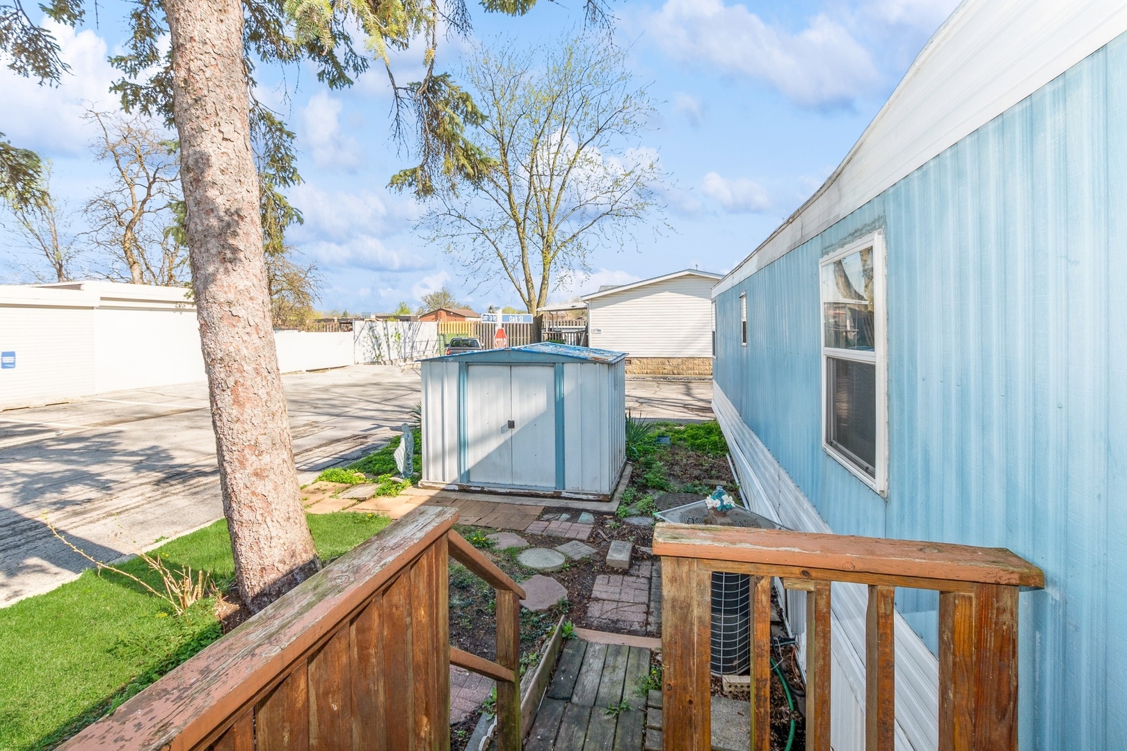 26 Maple Street Countryside, IL 60525 - Photo 10 of 10 Gallery Image 10