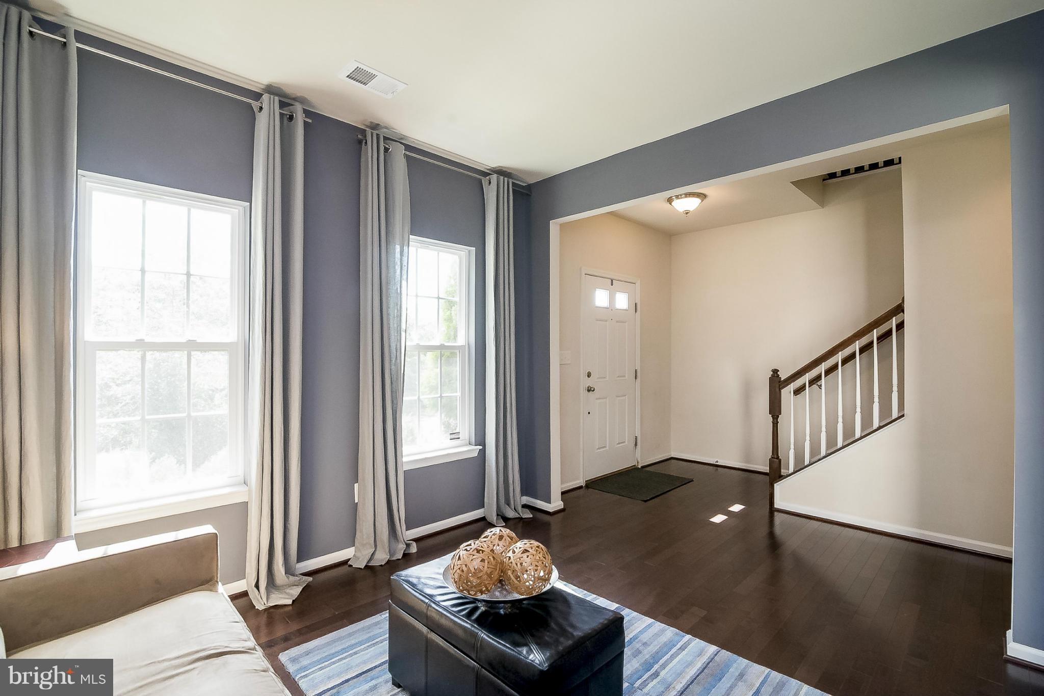 9584 Chaton Road Laurel, MD 20723 - Photo 2 of 29 Living Room