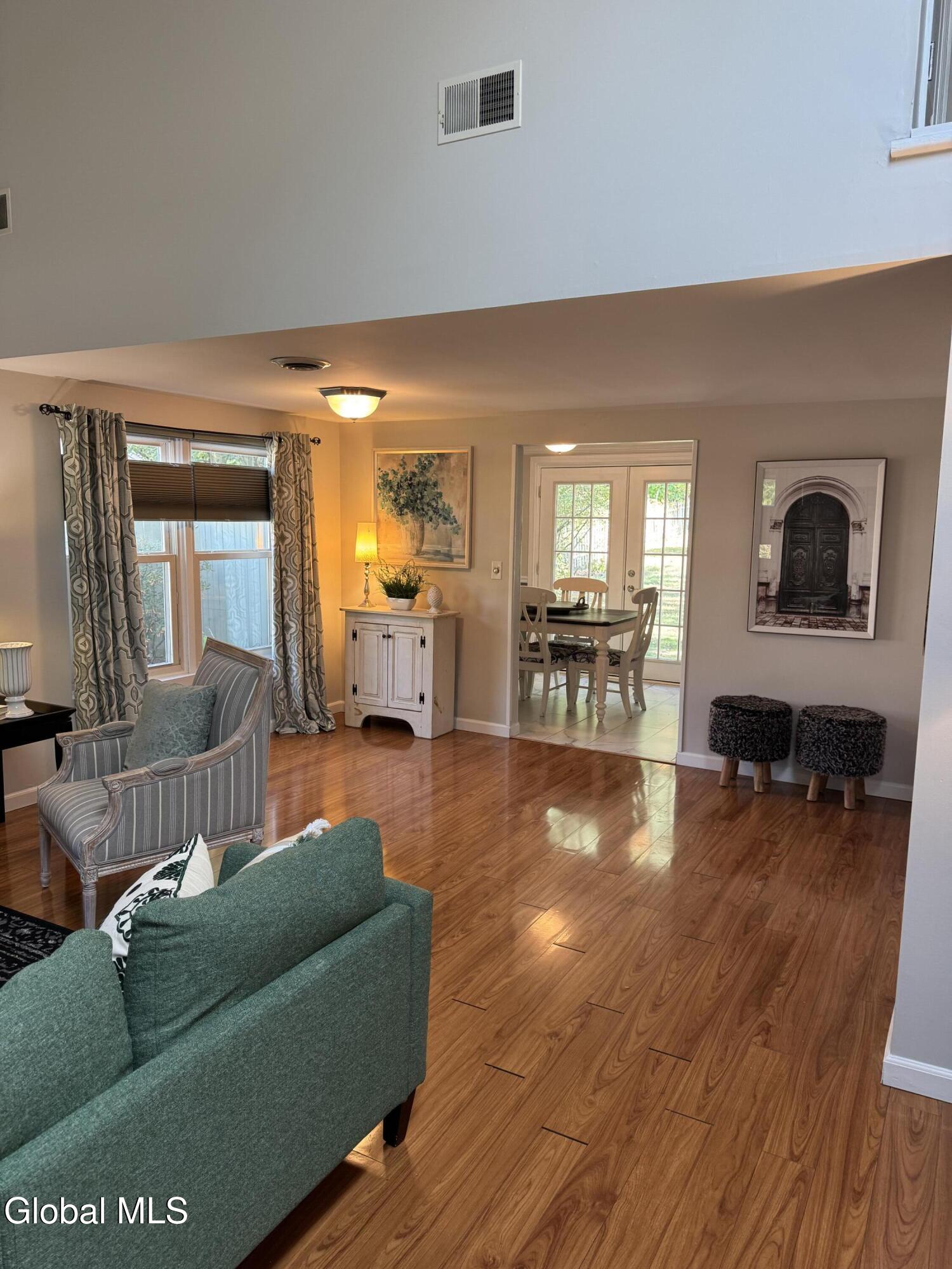 33 Thimbleberry Road Malta, NY 12020 - Photo 6 of 24 IMG_1179