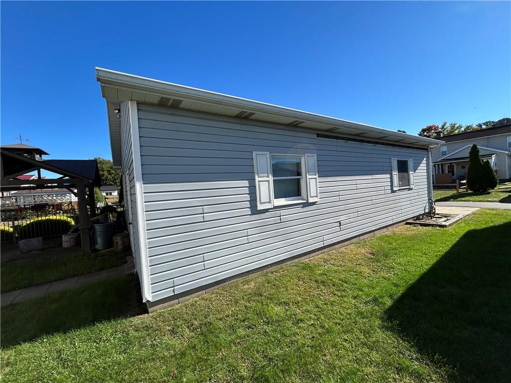 1218 Indiana Avenue Monaca, PA 15061 - Photo 19 of 23