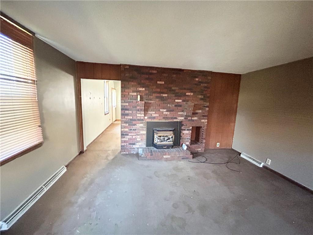 1218 Indiana Avenue Monaca, PA 15061 - Photo 5 of 23