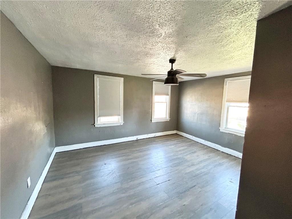 1218 Indiana Avenue Monaca, PA 15061 - Photo 10 of 23