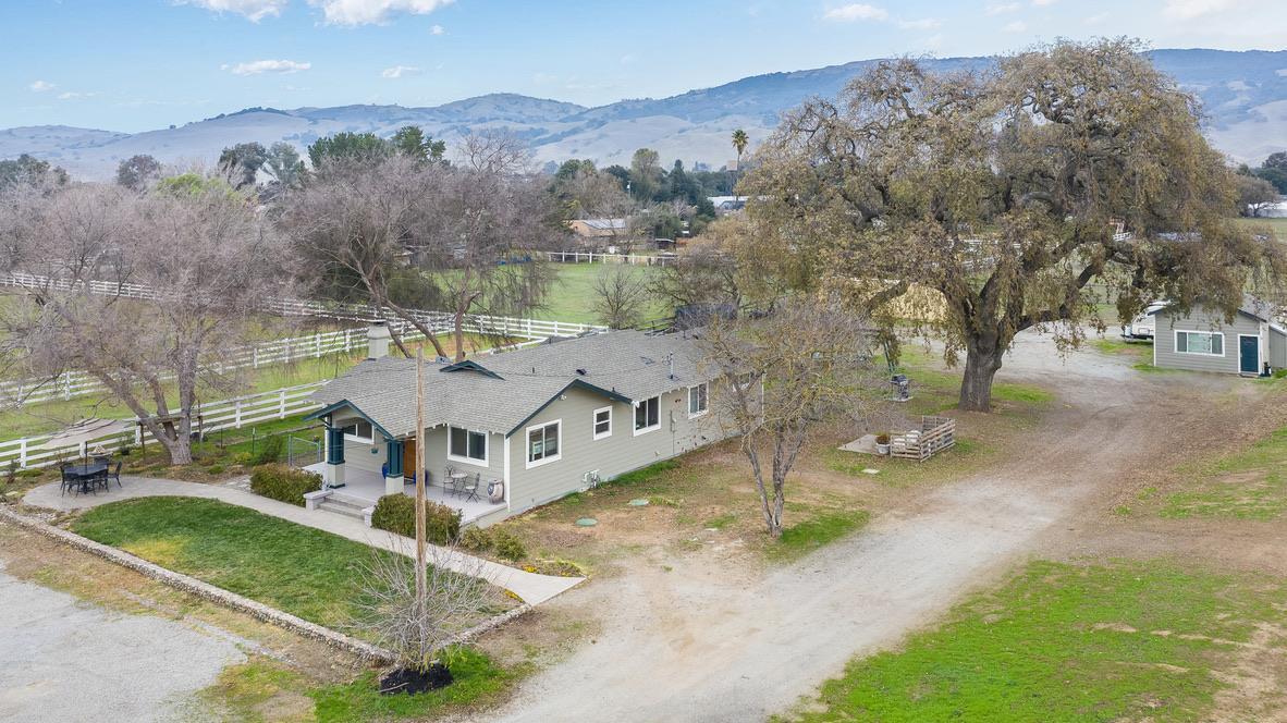 2015 Trumar Lane Gilroy, CA 95020 - Photo 19 of 30