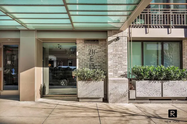 $1,100,000 | 211 East 13th Street, Unit 6D | East Village