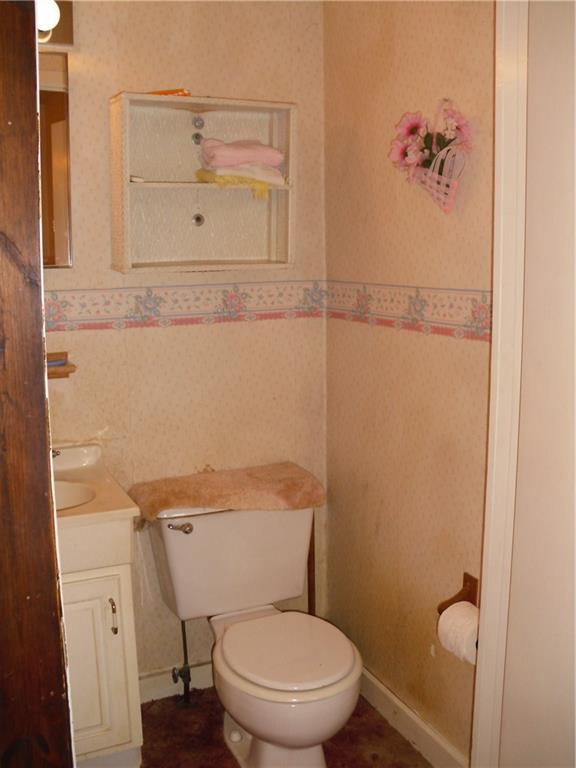 902 Kingview Road Scottdale, PA 15683 - Photo 6 of 18 Gallery Image 6