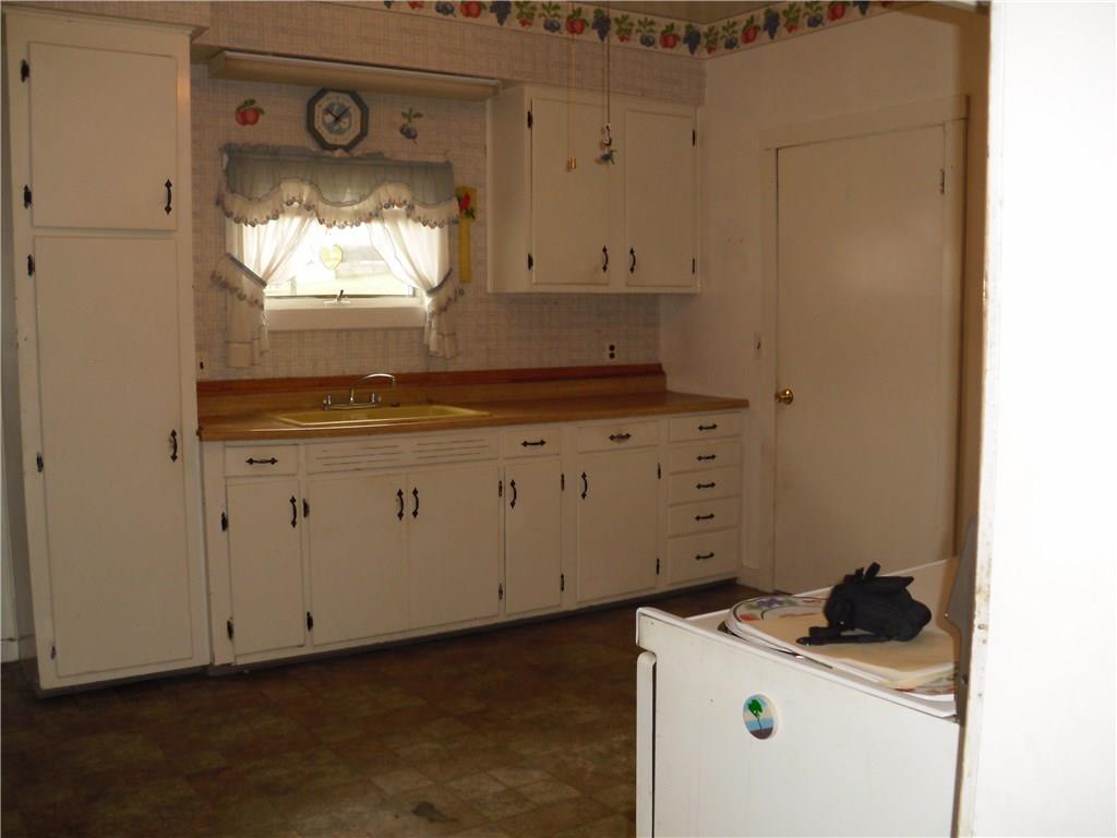902 Kingview Road Scottdale, PA 15683 - Photo 7 of 18 Gallery Image 7