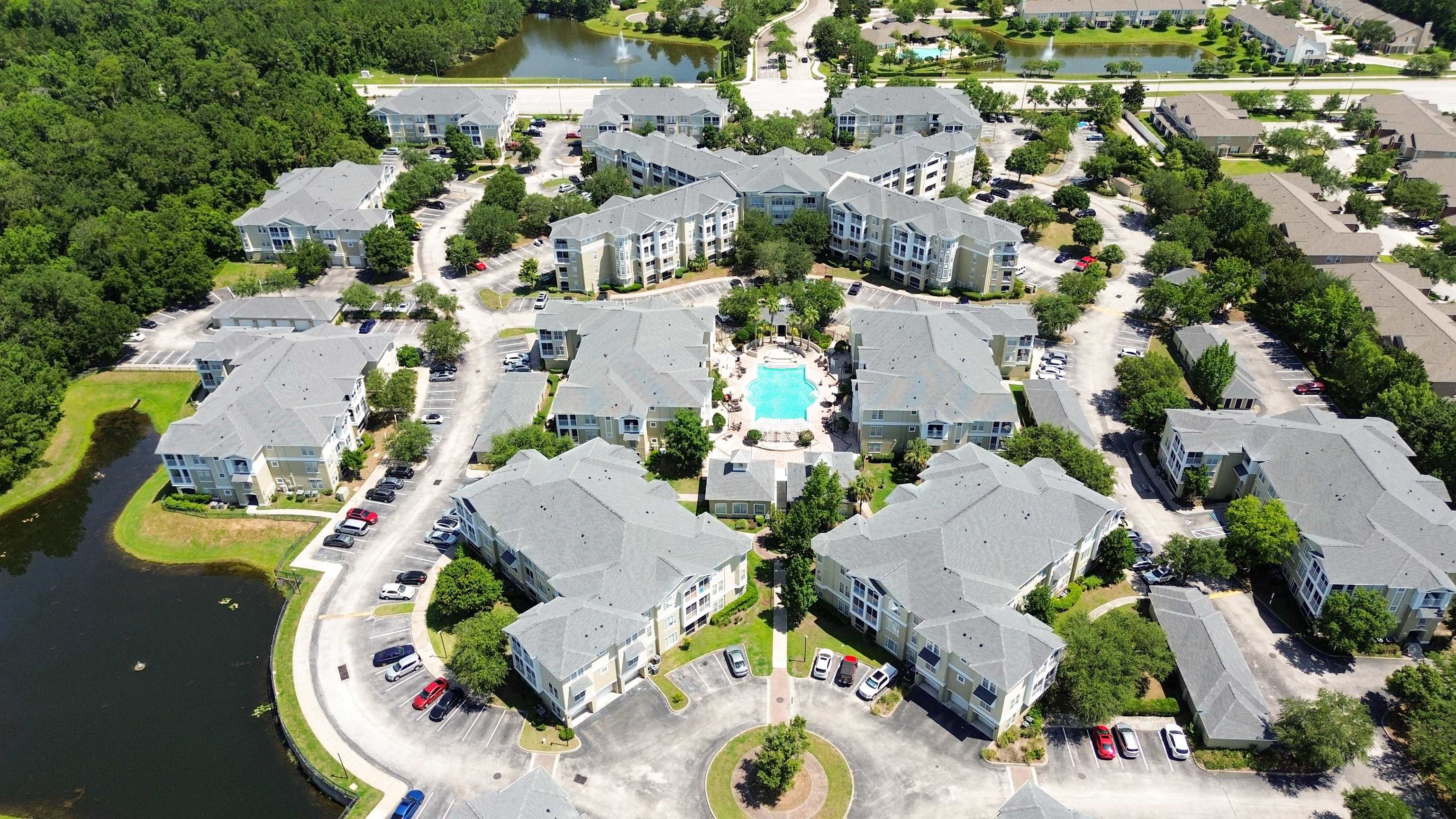 8290 Gate Parkway, Unit 709 Jacksonville, FL 32216 - Photo 28 of 30 an aerial view of a swimming pool