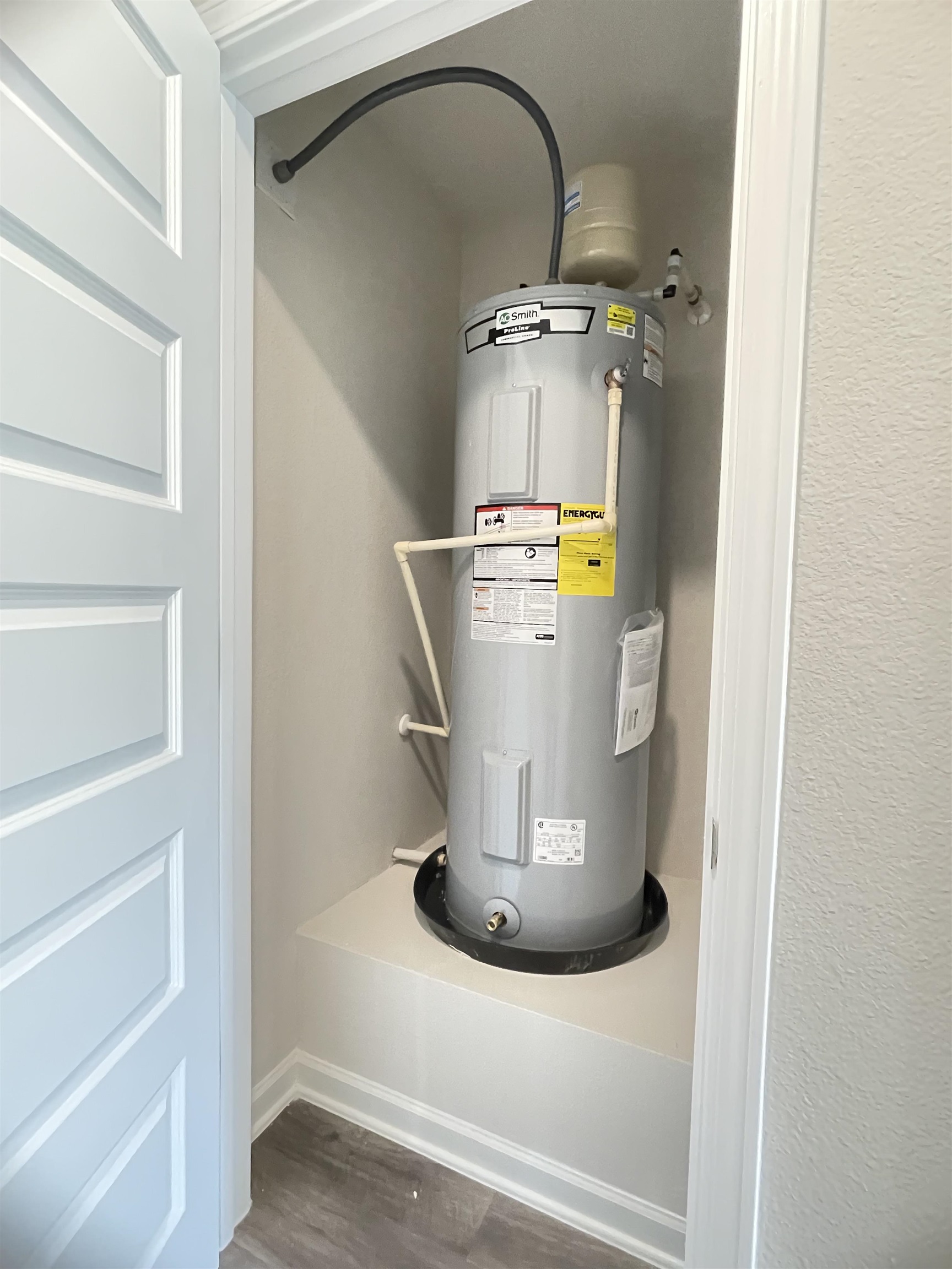 1024 South Bay Street Foley, AL 36535 - Photo 15 of 28 Utility Room