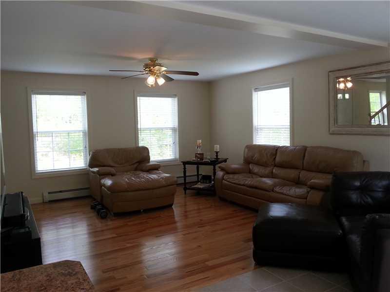 22 Bruschi Road Windham, ME 04062 - Photo 7 of 18 Living Room.