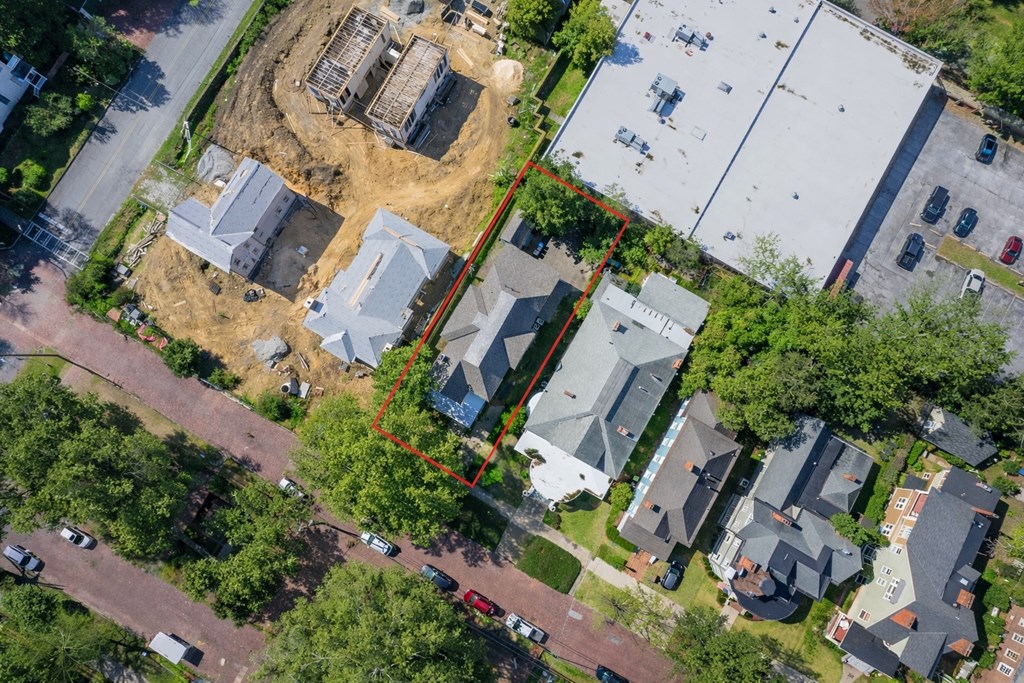 715 Broadway Columbus, GA 31901 - Photo 2 of 75 an aerial view of a house with a yard and garden