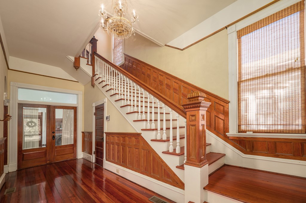 715 Broadway Columbus, GA 31901 - Photo 51 of 75 a view of entryway and hall with wooden floor
