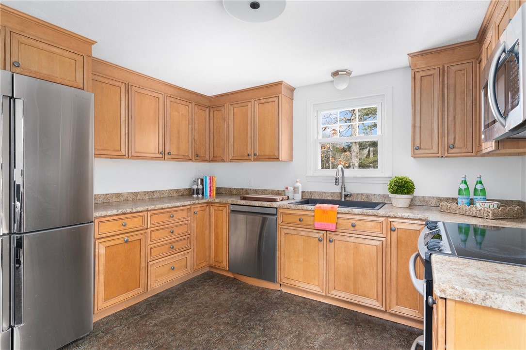 490 Howland Road East Greenwich, RI 02818 - Photo 14 of 41 Gallery Image 14