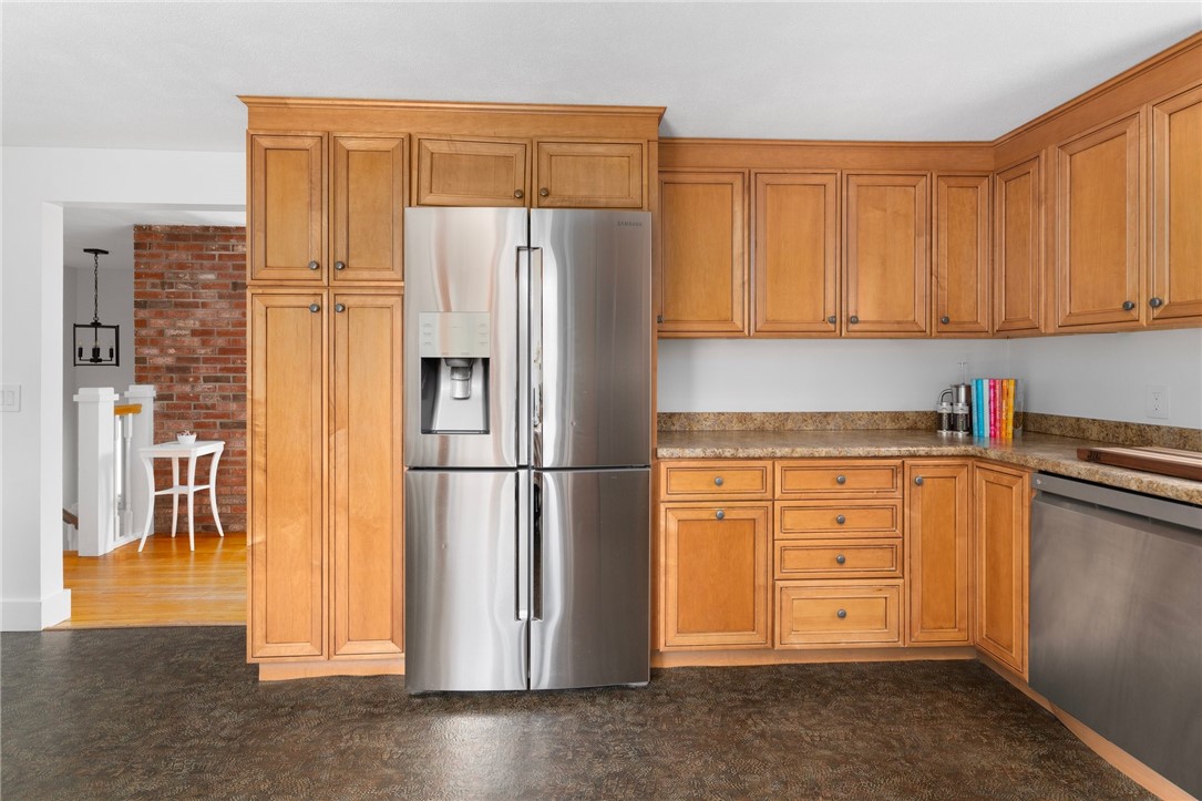490 Howland Road East Greenwich, RI 02818 - Photo 16 of 41 Gallery Image 16
