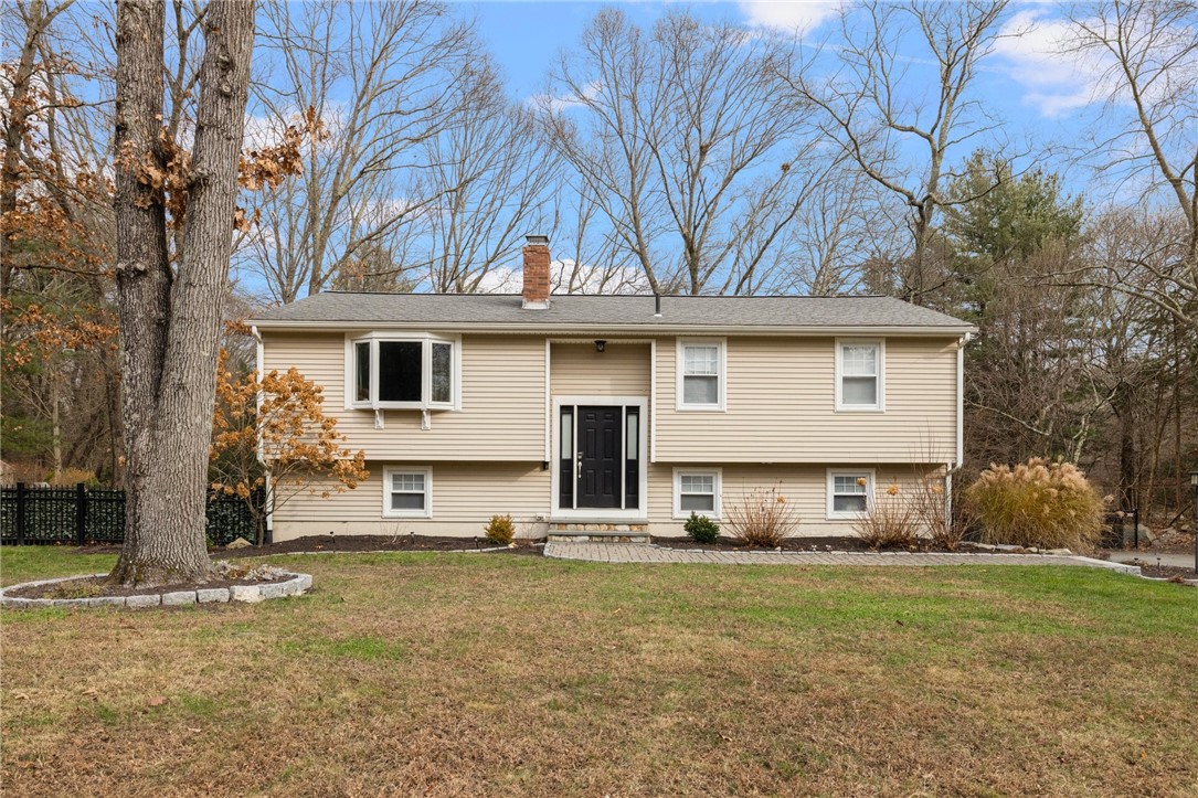 490 Howland Road East Greenwich, RI 02818 - Photo 2 of 41 Gallery Image 2