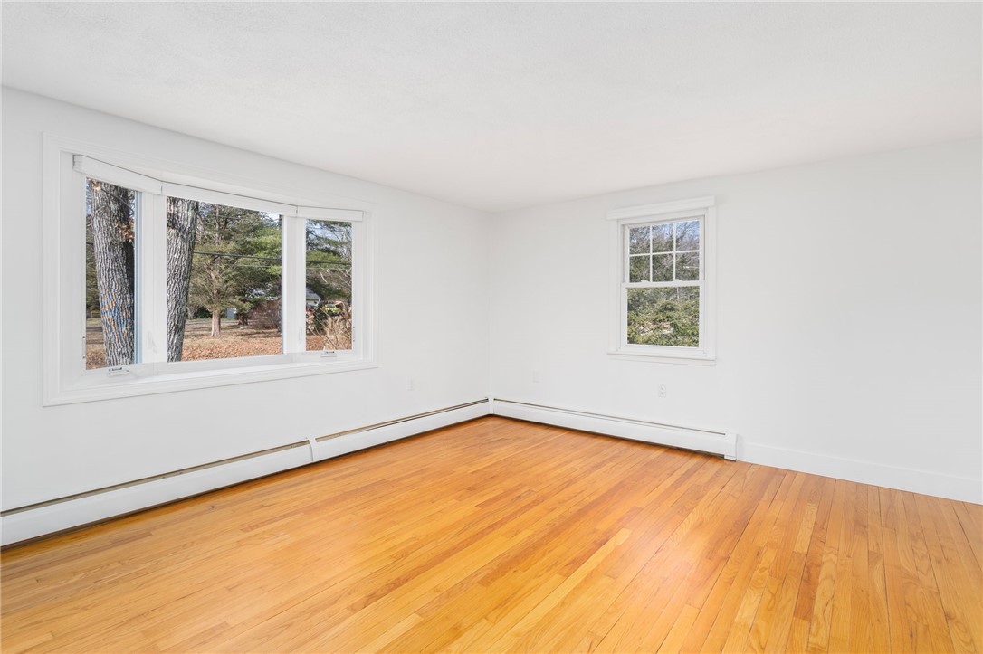 490 Howland Road East Greenwich, RI 02818 - Photo 9 of 41 Gallery Image 9