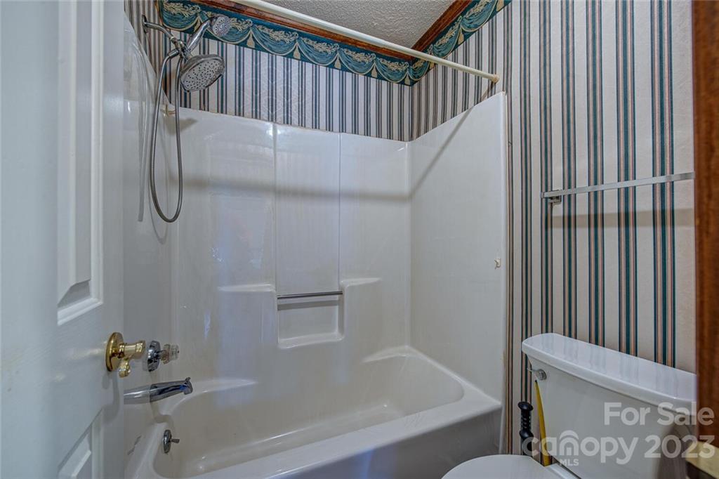 1775 Robinwood Road, Unit 1775 Gastonia, NC 28054 - Photo 19 of 25 Gallery Image 19