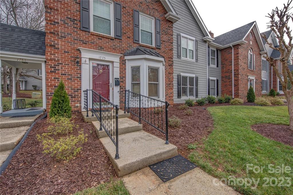 1775 Robinwood Road, Unit 1775 Gastonia, NC 28054 - Photo 4 of 25 Gallery Image 4