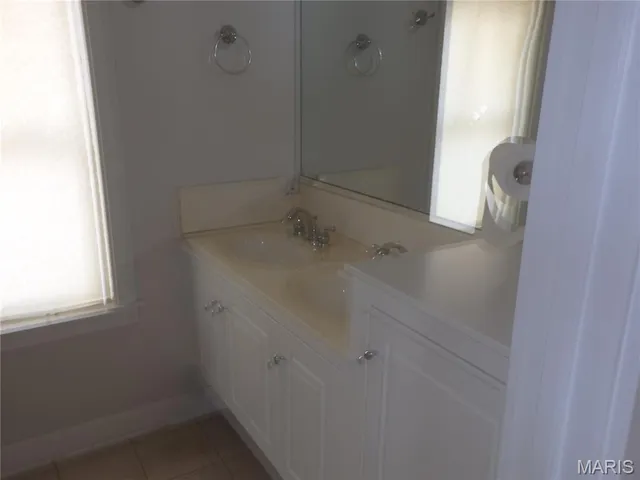 $2,650 | 7205 Dorset Avenue, St. Louis, MO 63130