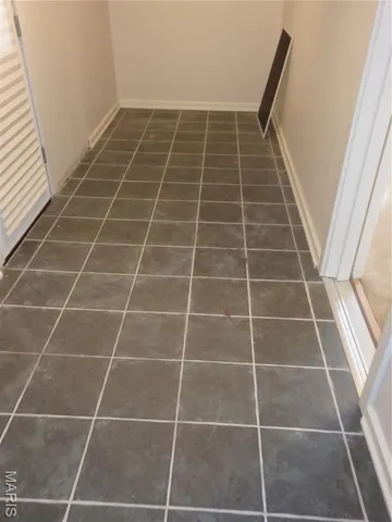 $2,650 | 7205 Dorset Avenue, St. Louis, MO 63130