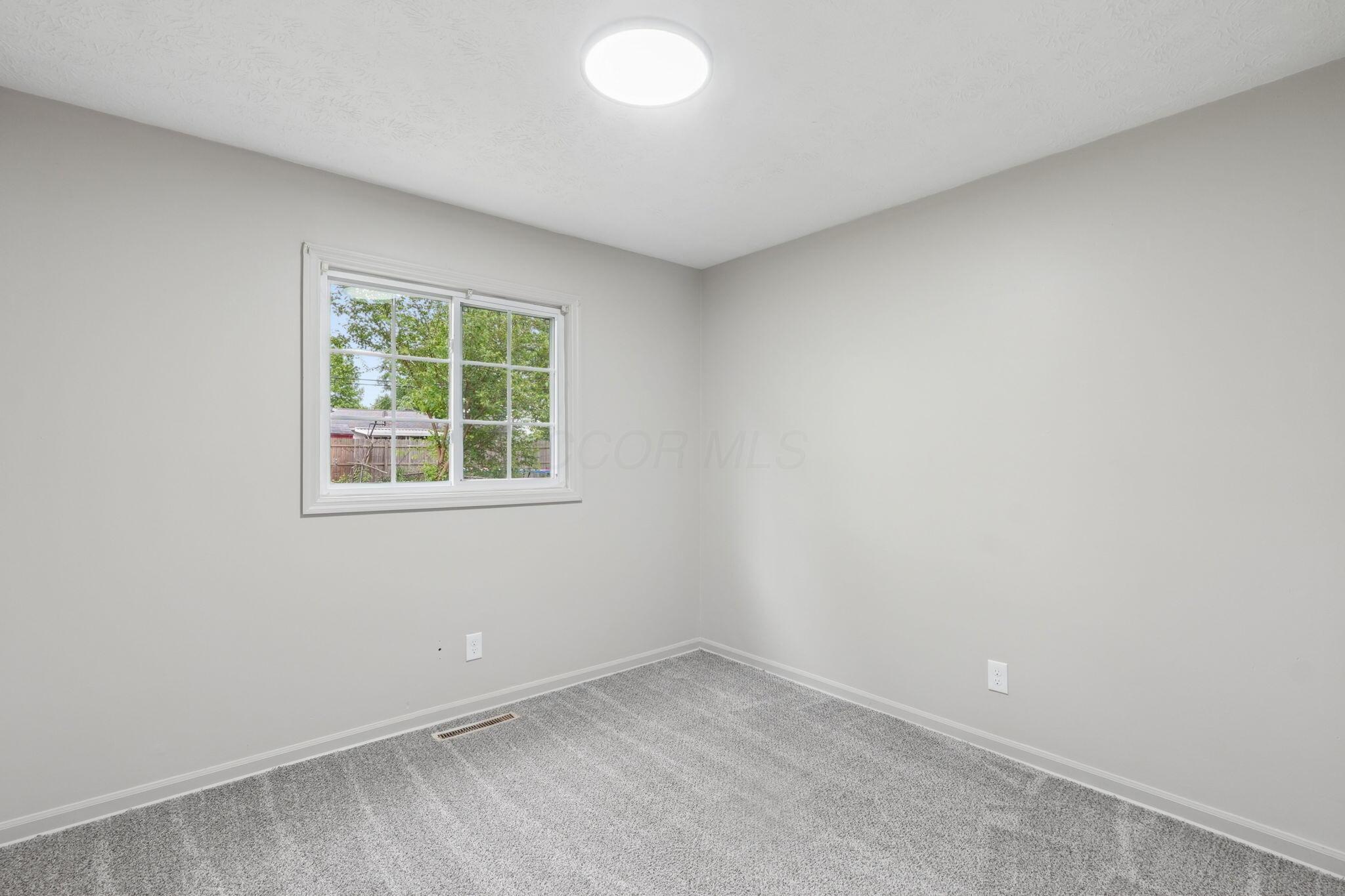 3507 Wyncote Road Columbus, OH 43232 - Photo 20 of 25