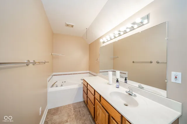 $444,900 | 6208 Red Fox Road, Pendleton, IN 46064