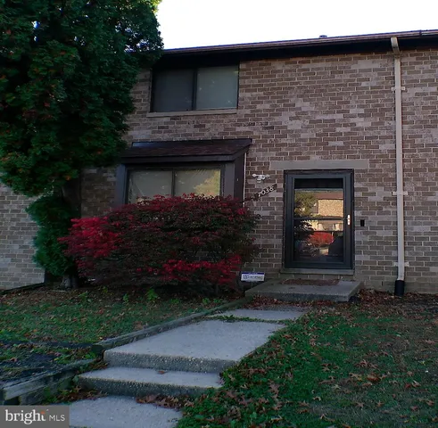 $370,000 | 7038 Knighthood Lane, Columbia, MD 21045