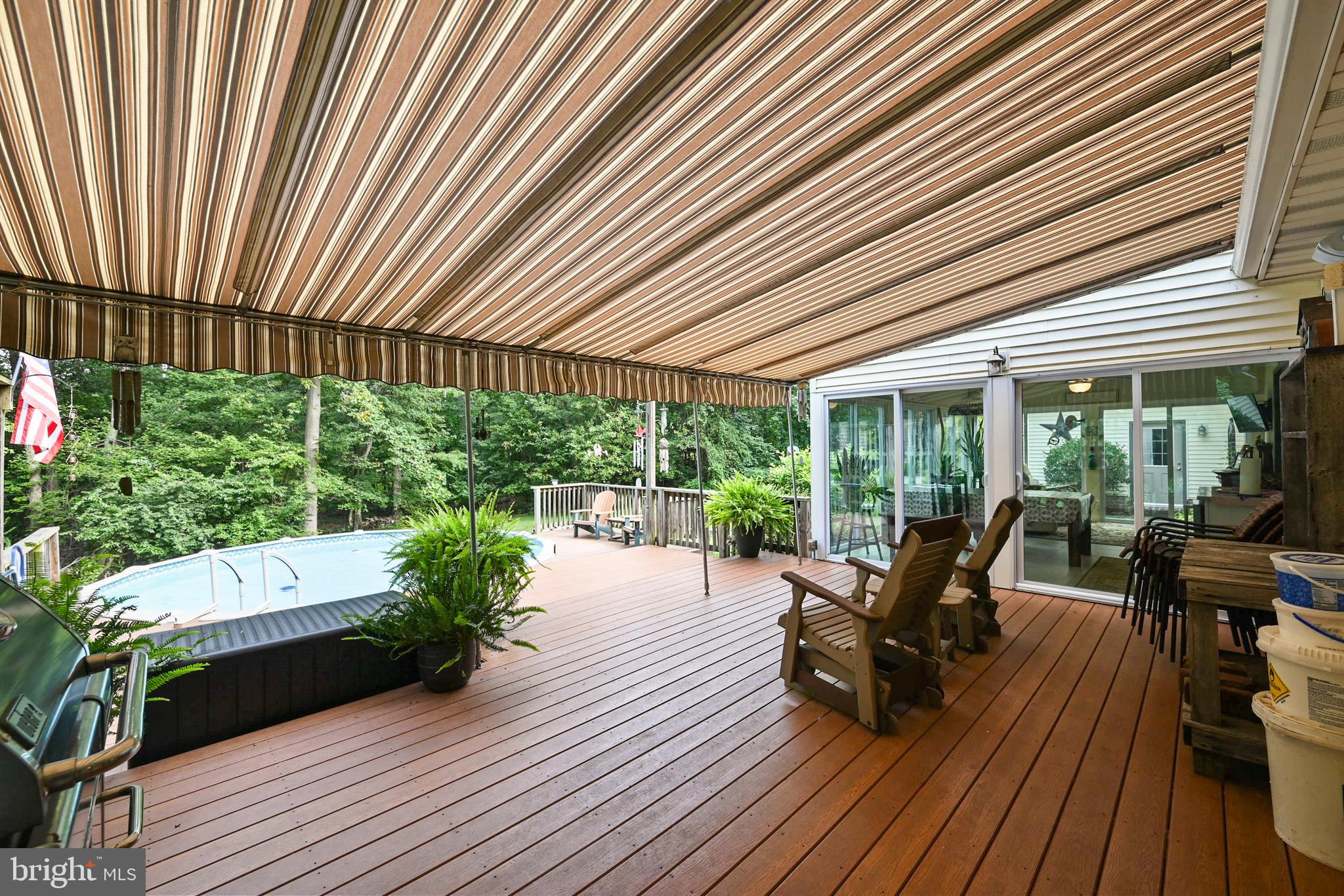 961 Beaver Creek Road Hanover, PA 17331 - Photo 7 of 52 a living room filled with furniture