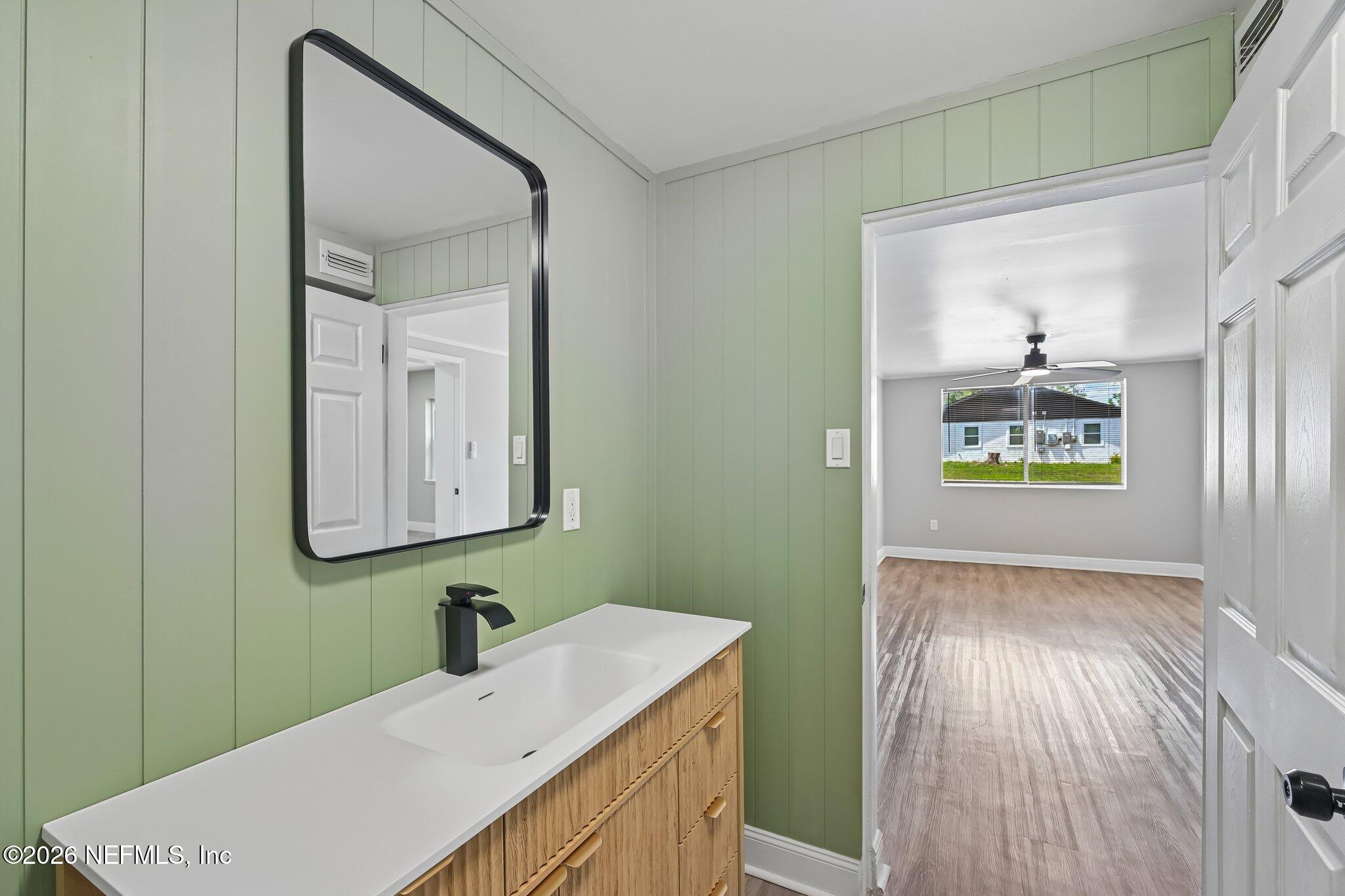 10554 Dobell Road Jacksonville, FL 32246 - Photo 16 of 31 19-web-or-mls-Dobell Rd-S1505-019