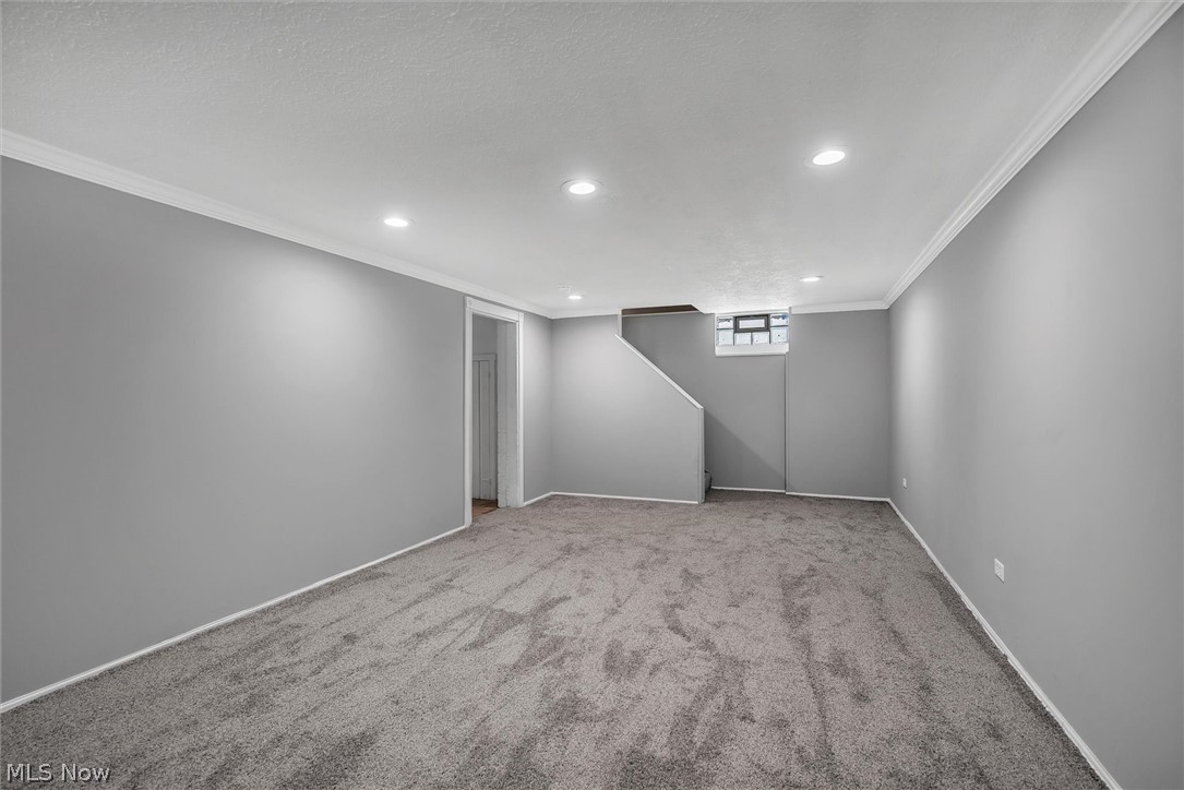 4034 Stilmore Road Cleveland, OH 44121 - Photo 27 of 29