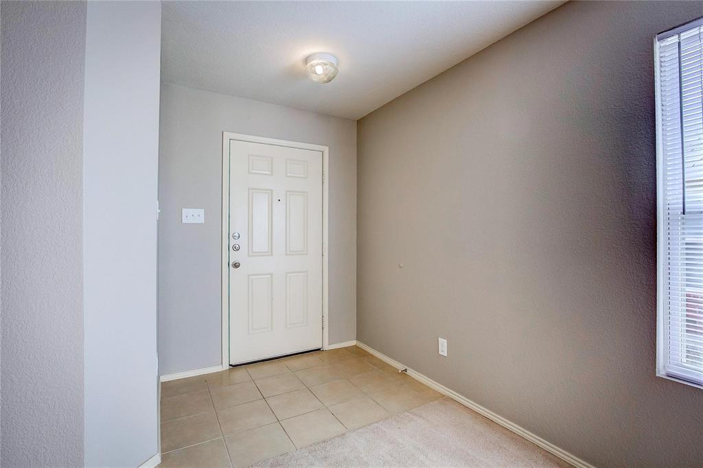 3104 Middleview Road Fort Worth, TX 76108 - Photo 3 of 36