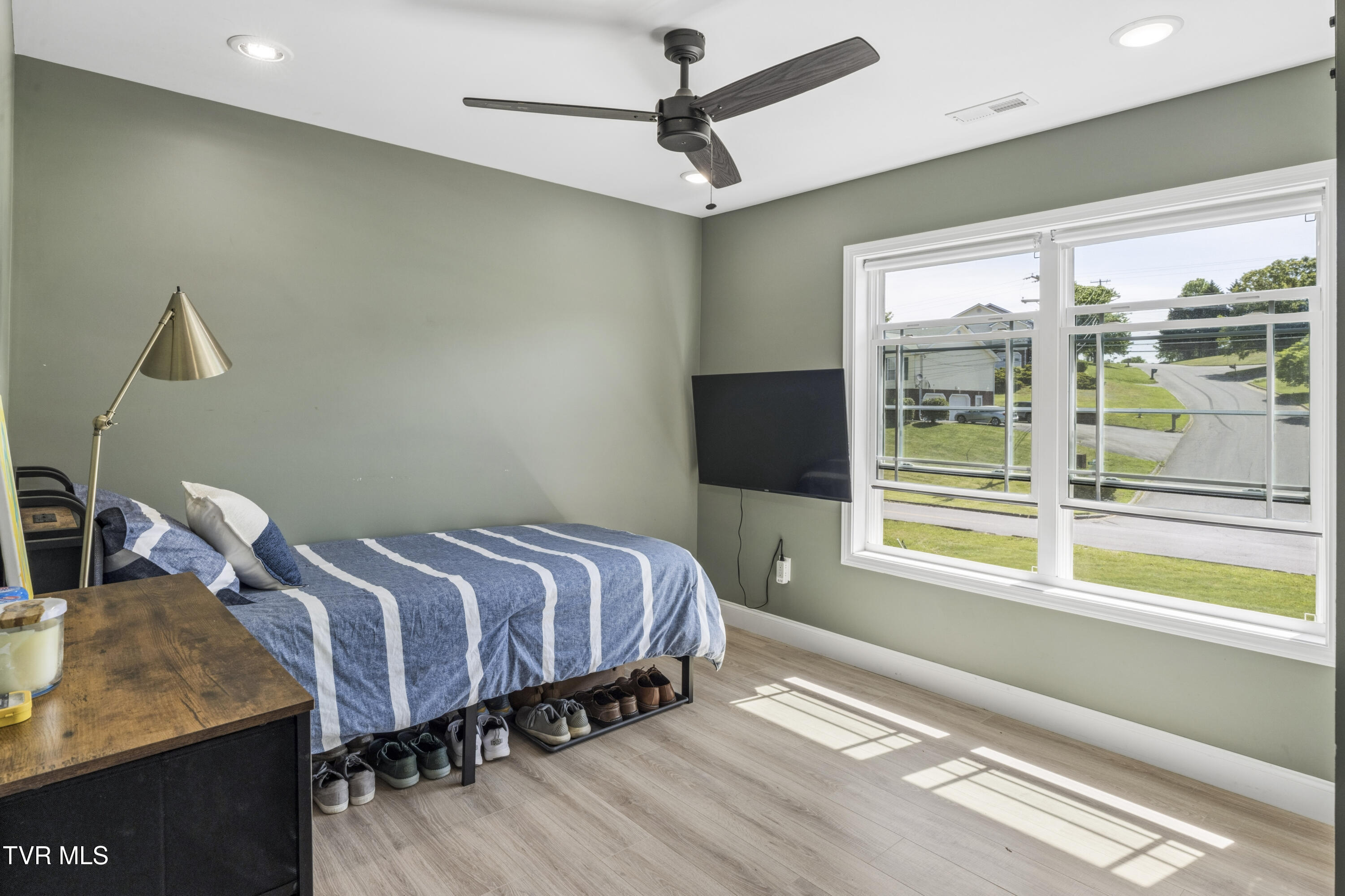 143 Stage Road Jonesborough, TN 37659 - Photo 30 of 48 Bedroom 2