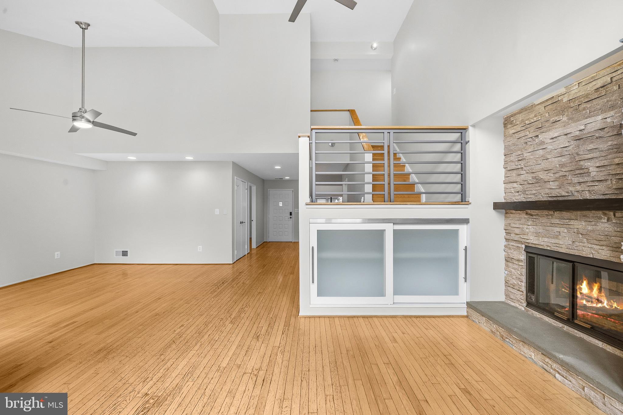 2105 South Bay Lane Reston, VA 20191 - Photo 28 of 71