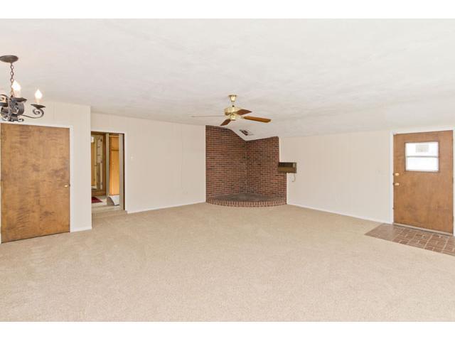 724 Hyatts Road Delaware, OH 43015 - Photo 12 of 23 Gallery Image 12