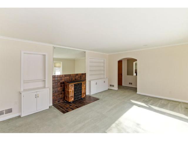 724 Hyatts Road Delaware, OH 43015 - Photo 6 of 23 Gallery Image 6