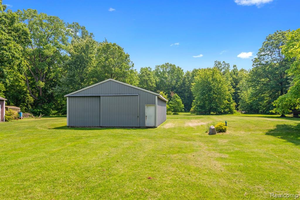 20551 Elwell Road Belleville, MI 48111 - Photo 6 of 35 Gallery Image 6