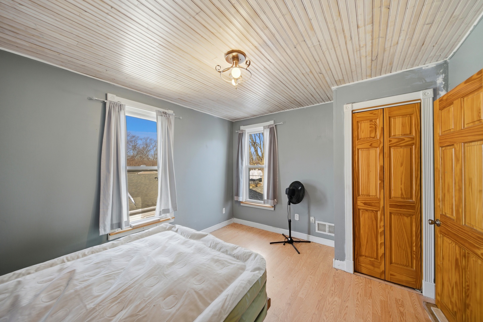 1507 West 9th Street Dixon, IL 61021 - Photo 13 of 22 a bedroom with furniture and windows