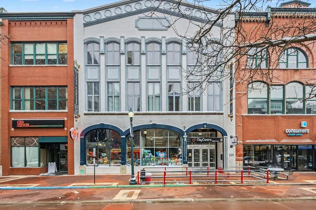 $339,900 | 125 South Kalamazoo Mall, Unit 608, Kalamazoo, MI 49007