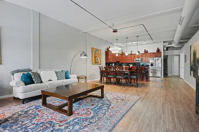 $339,900 | 125 South Kalamazoo Mall, Unit 608, Kalamazoo, MI 49007